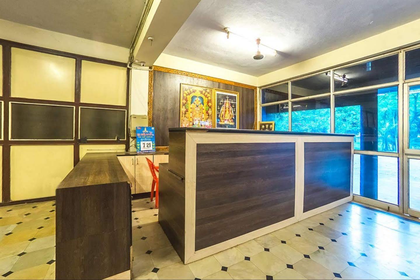 Tiruvannāmalai Collection O Ammayi Hotels & Resorts מראה חיצוני תמונה